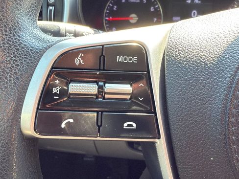 Used 2019 Kia Sorento FWD image 12