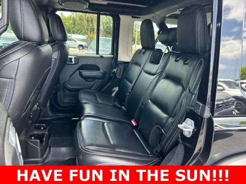 Used 2022 Jeep Wrangler Unlimited Sport w/ Sun And Sound Package AWD/4WD image 15
