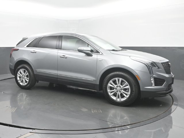 Used 2025 Cadillac XT5 Luxury w/ LPO, Floor Liner Package AWD/4WD image 7