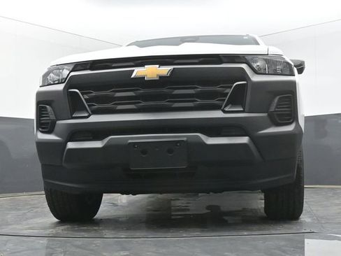 Used 2024 Chevrolet Colorado W/T RWD image 39