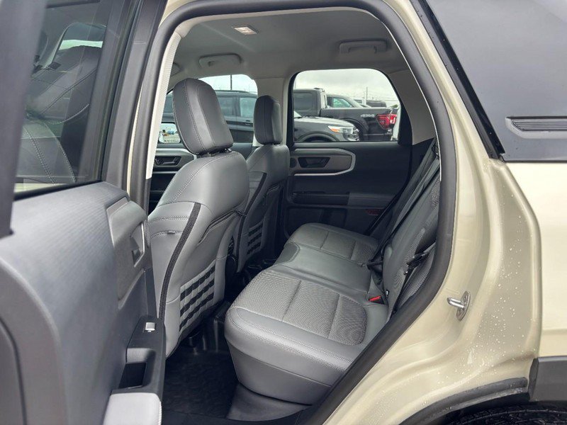 Used 2025 Ford Bronco Sport Badlands w/ Badlands Tech Package AWD/4WD image 13