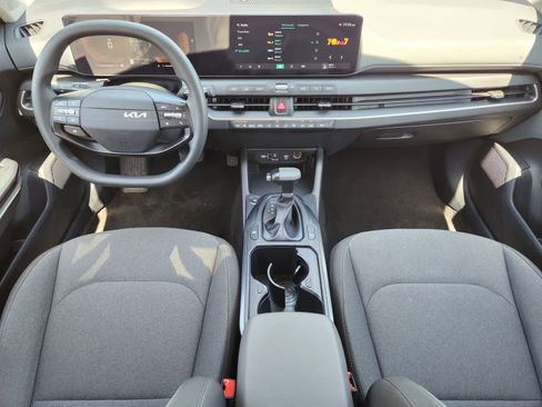 Certified 2025 Kia K4 FWD image 24