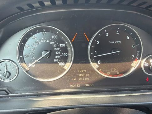 Used 2011 BMW 550i Sedan RWD image 20