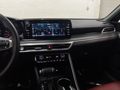 Used 2023 Kia K5 GT-Line w/ GT-Line Premium Package FWD image 19