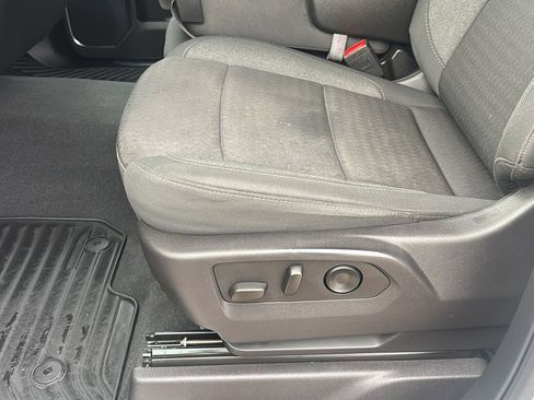 Used 2024 GMC Sierra 3500 SLE w/ SLE Convenience Package image 23