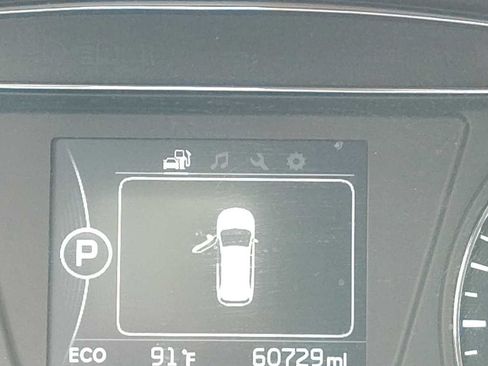 Used 2017 Kia Sorento FWD w/ LX Convenience Package image 10