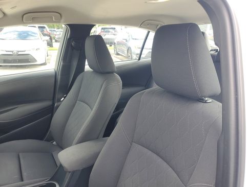 Used 2023 Toyota Corolla LE image 17