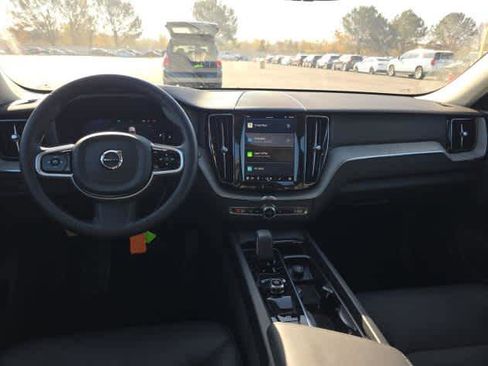 Certified 2025 Volvo XC60 B5 Plus image 11