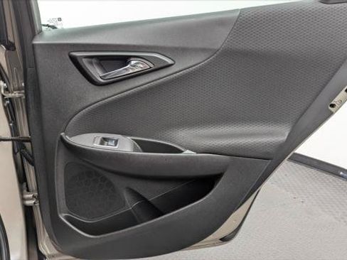 Used 2025 Chevrolet Malibu LT FWD image 21