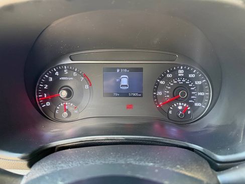 Used 2020 Kia Soul LX FWD image 18