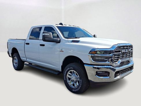 New 2026 RAM 2500 Tradesman AWD/4WD image 2