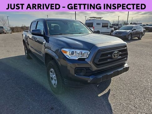 Used 2023 Toyota Tacoma SR image 1