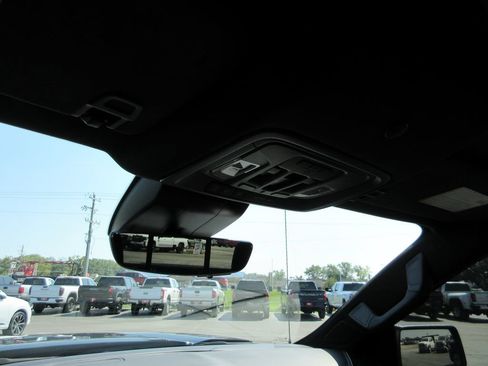 Used 2024 GMC Sierra 1500 Denali Ultimate AWD/4WD image 38