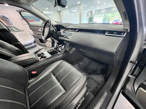 Used 2018 Land Rover Range Rover Velar S AWD/4WD image 68