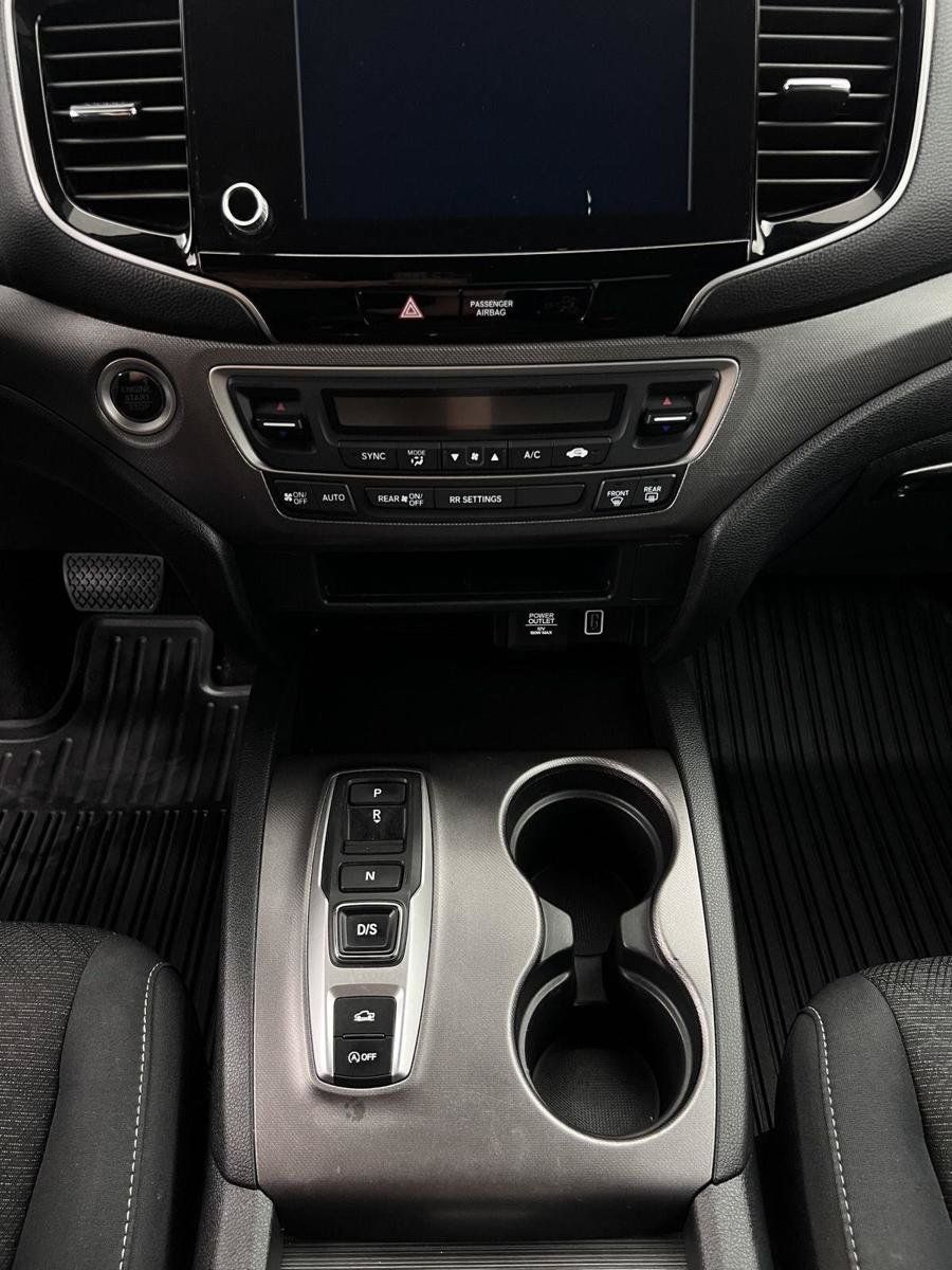 Used 2021 Honda Ridgeline Sport image 7