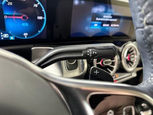 Used 2023 Mercedes-Benz EQB 300 4MATIC w/ Exclusive Package image 19