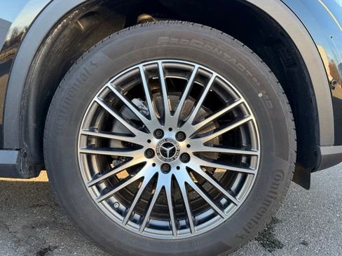 Used 2026 Mercedes-Benz GLC 300 4MATIC image 11