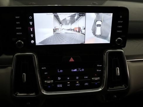 Used 2023 Kia Sorento SX Prestige AWD/4WD image 27