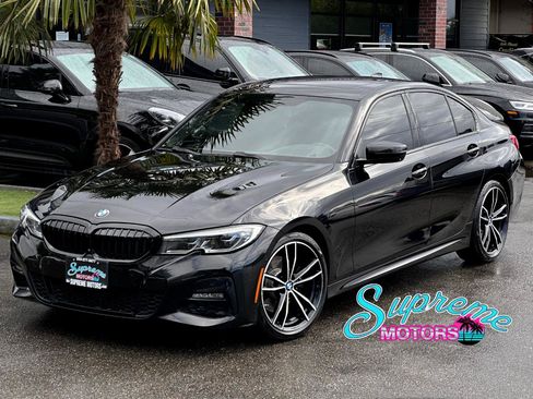 Used 2019 BMW 330i Sedan w/ M Sport Package image 1