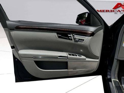 Used 2012 Mercedes-Benz S 550 4MATIC image 19