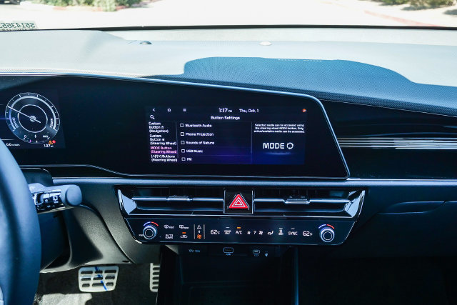 Used 2025 Kia Niro Wave FWD image 15