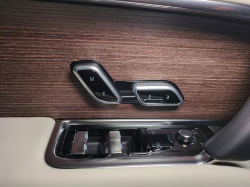 New 2026 Land Rover Range Rover SE AWD/4WD image 14