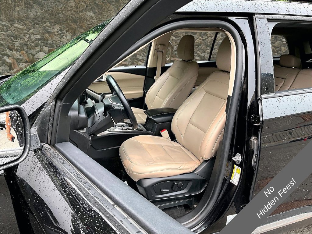 Used 2023 Ford Explorer XLT w/ Equipment Group 202A RWD image 22