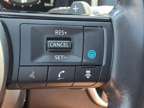 Certified 2023 Nissan Rogue Platinum AWD/4WD image 24