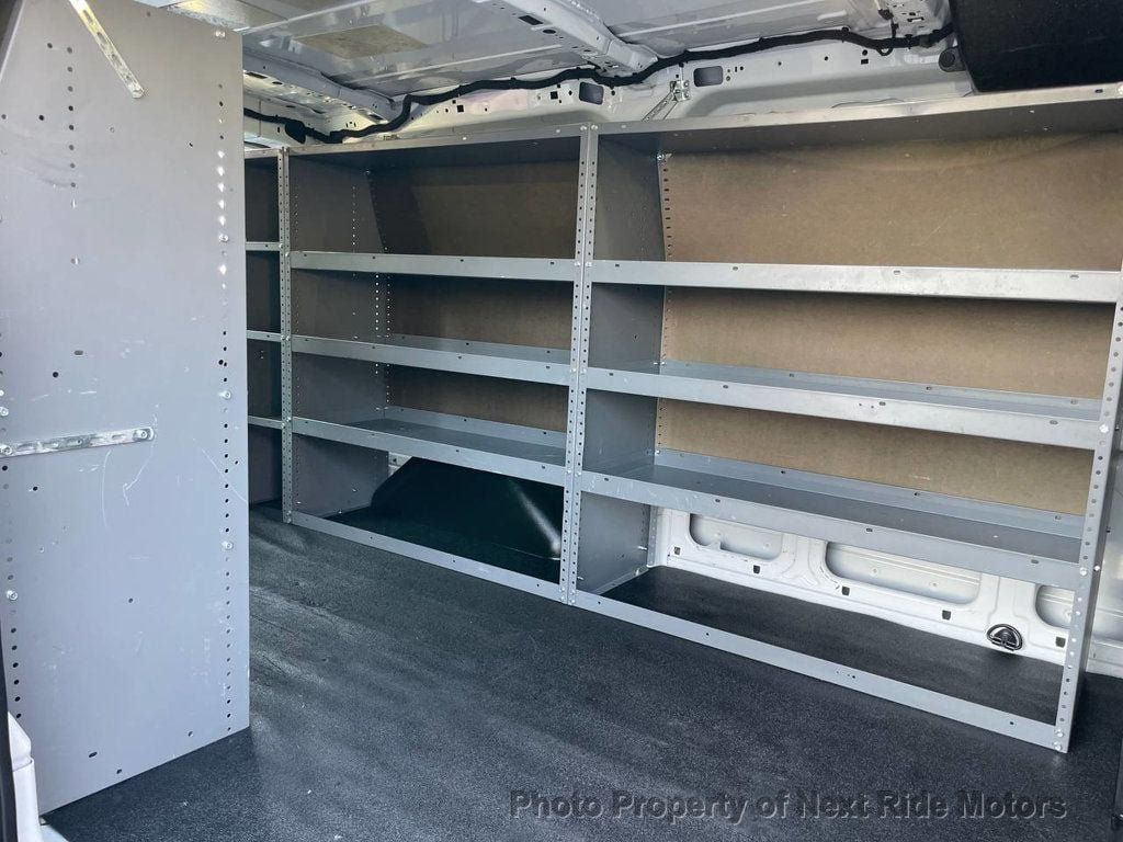 Used 2018 Ford Transit 250 130 Low Roof RWD image 22