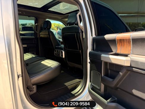 Used 2018 Ford F150 Lariat image 32