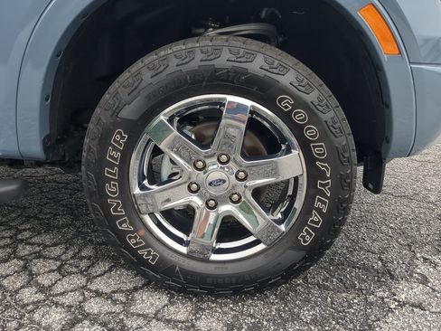 Used 2024 Ford Ranger XLT w/ FX4 Off-Road Package image 9