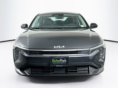 Used 2025 Kia K4 FWD image 2