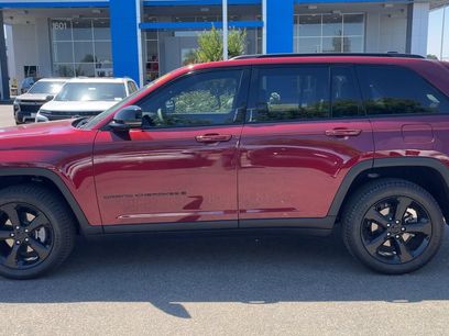 Used 2023 Jeep Grand Cherokee Altitude
