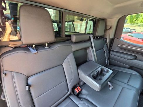 Used 2024 GMC Sierra 1500 SLT w/ SLT Premium Plus Package image 17
