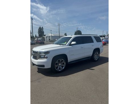 Used 2017 Chevrolet Tahoe LS w/ Enhanced Driver Alert Package RWD image 2