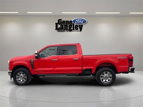 Used 2023 Ford F250 Lariat w/ Chrome Package image 4