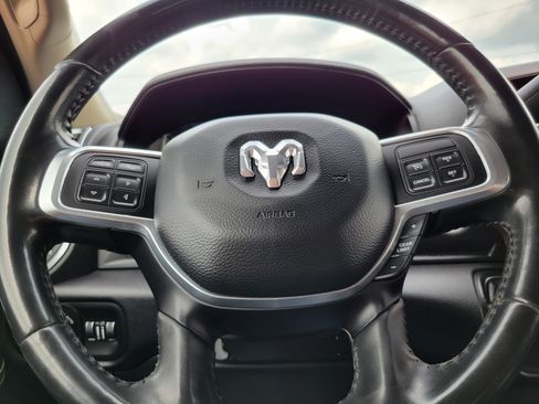 Used 2022 RAM 2500 Laramie AWD/4WD image 9