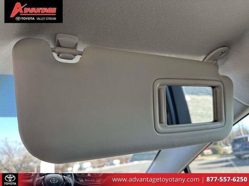 Used 2026 Toyota Corolla LE image 37