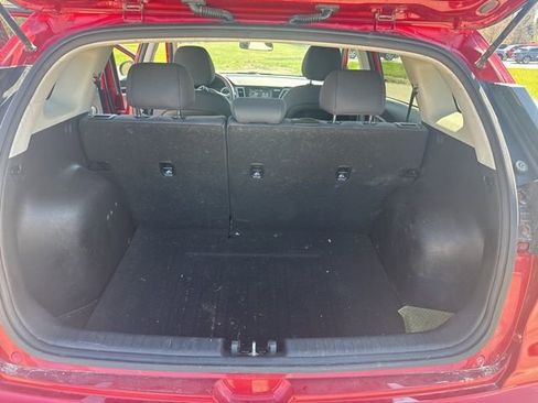 Used 2019 Kia Niro FE FWD image 11