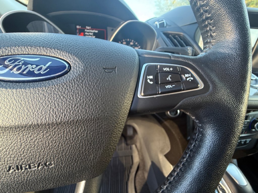 Used 2018 Ford Escape Titanium FWD image 16