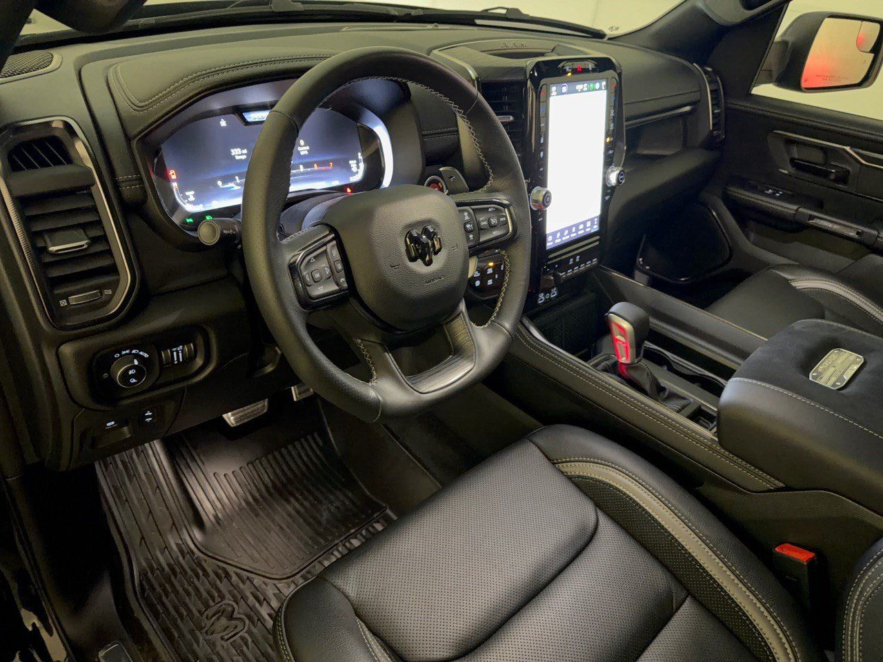 Used 2026 RAM 1500 RHO AWD/4WD image 4