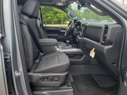 New 2026 Chevrolet Silverado 1500 LTZ w/ LTZ Premium Package AWD/4WD image 23