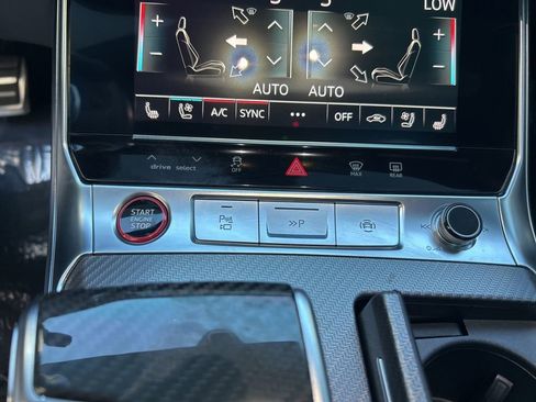 Used 2022 Audi RS 6 image 54