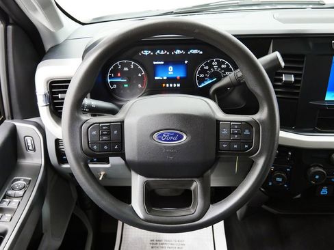 Used 2023 Ford F350 XLT AWD/4WD image 22