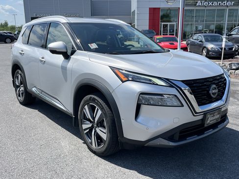 Used 2023 Nissan Rogue SL w/ SL Premium Package AWD/4WD image 1