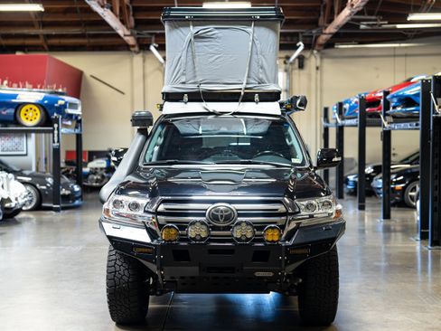 Used 2019 Toyota Land Cruiser image 59