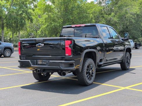 New 2026 Chevrolet Silverado 2500 High Country w/ High Country Premium Package AWD/4WD image 7