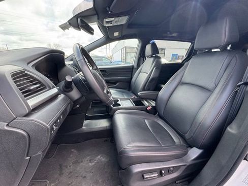 Used 2025 Honda Odyssey Sport-L image 14