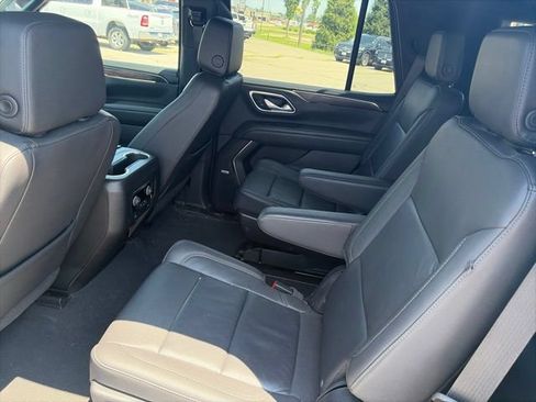 Used 2024 Chevrolet Tahoe LT AWD/4WD image 11