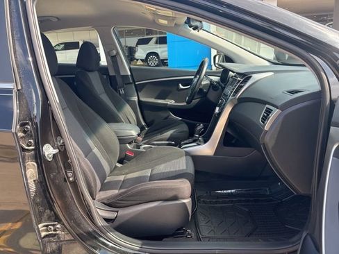 Used 2013 Hyundai Elantra GT w/ Touch & Go Pkg image 19